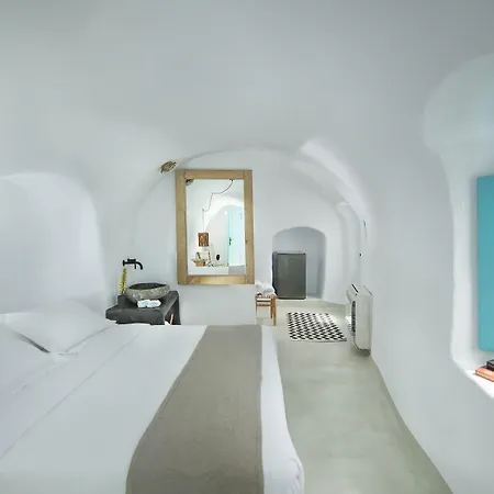 Konukevi Sophia View Oia